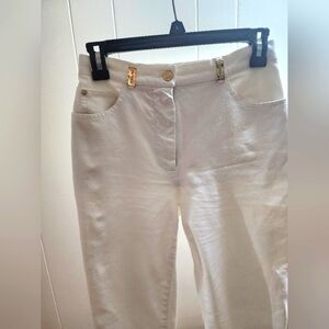 ST.john sport.ankle pants off white with gold accessories size 2